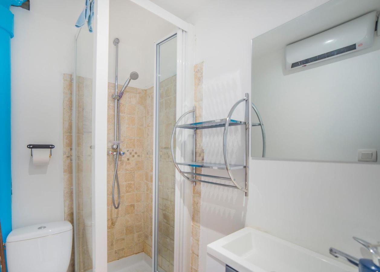 Apartamento Le Saint Louis Blue Bulldog Hyères Exterior foto