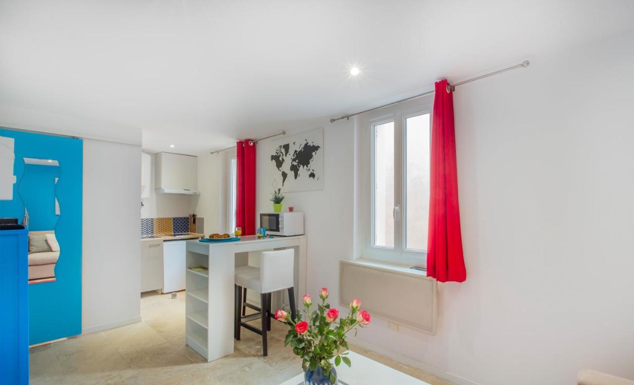 Apartamento Le Saint Louis Blue Bulldog Hyères Exterior foto